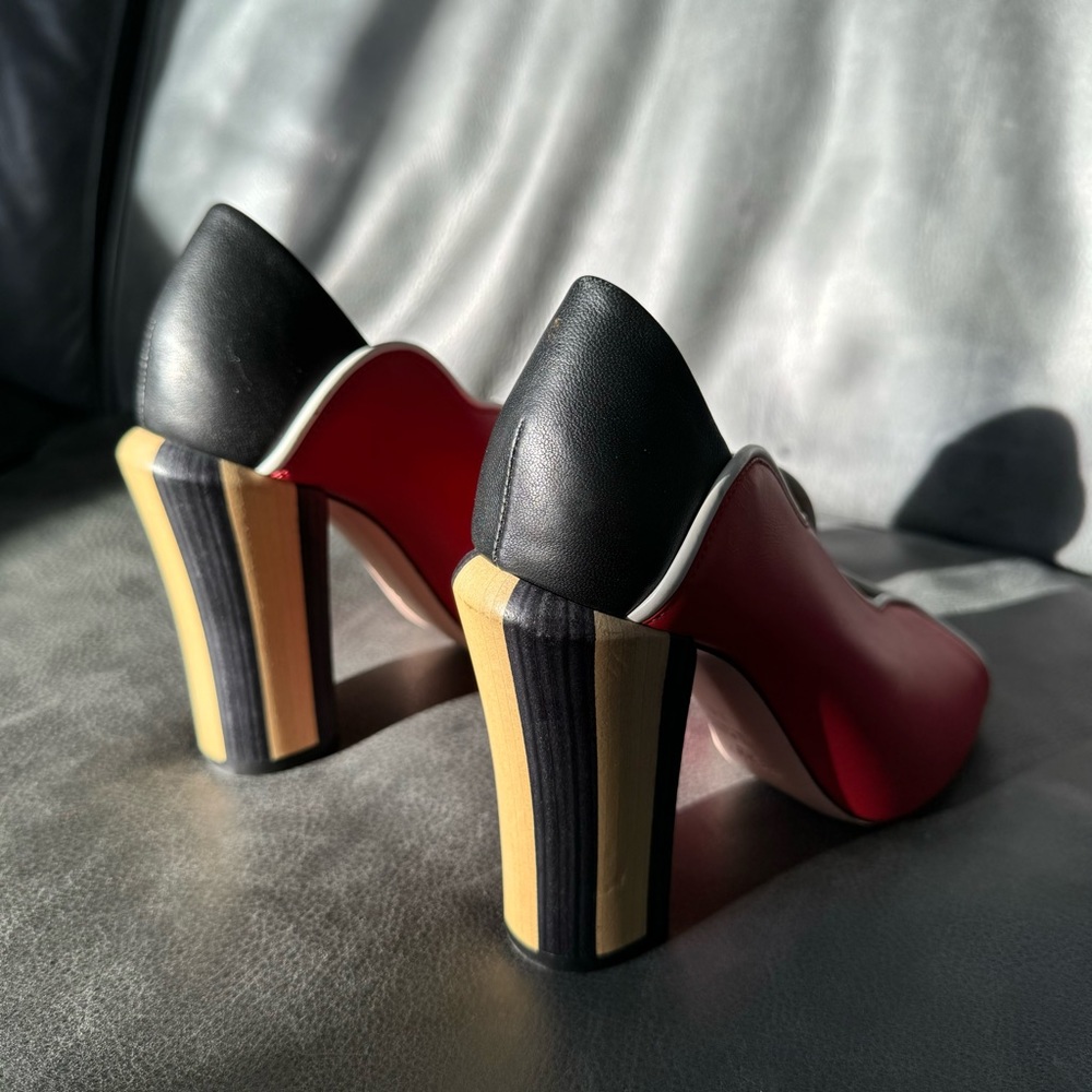 Fendi multi color scallop open toe wooden heel red - Picture 5 of 8